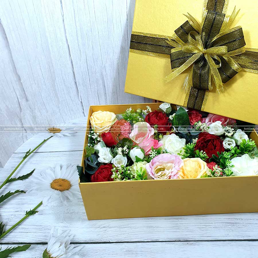 Hộp quà hoa hồng, hộp quà valentine HQ16 – Kích thước 30x20x10
