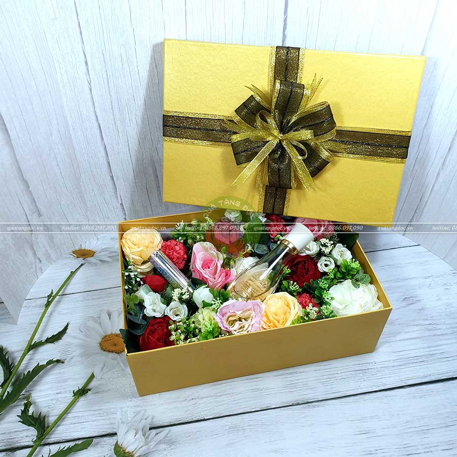Hộp quà hoa hồng, hộp quà valentine HQ16 – Kích thước 30x20x10